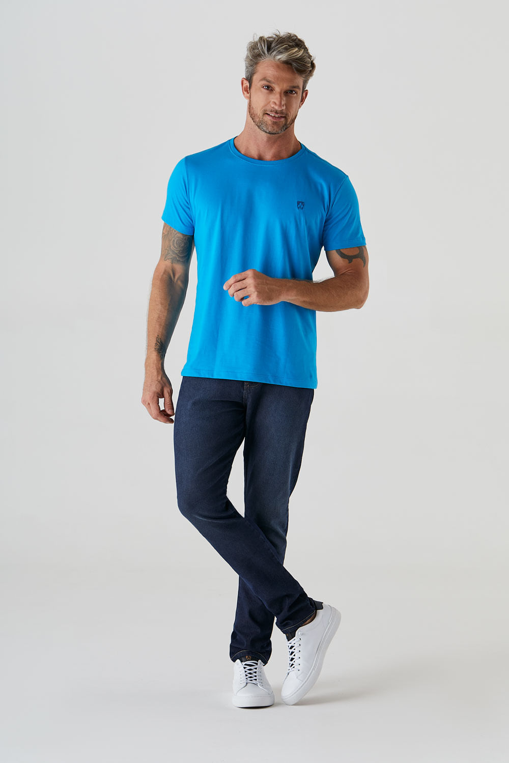 Camiseta Leo Básica Slim Manga Curta Algodão - Azul Turquesa